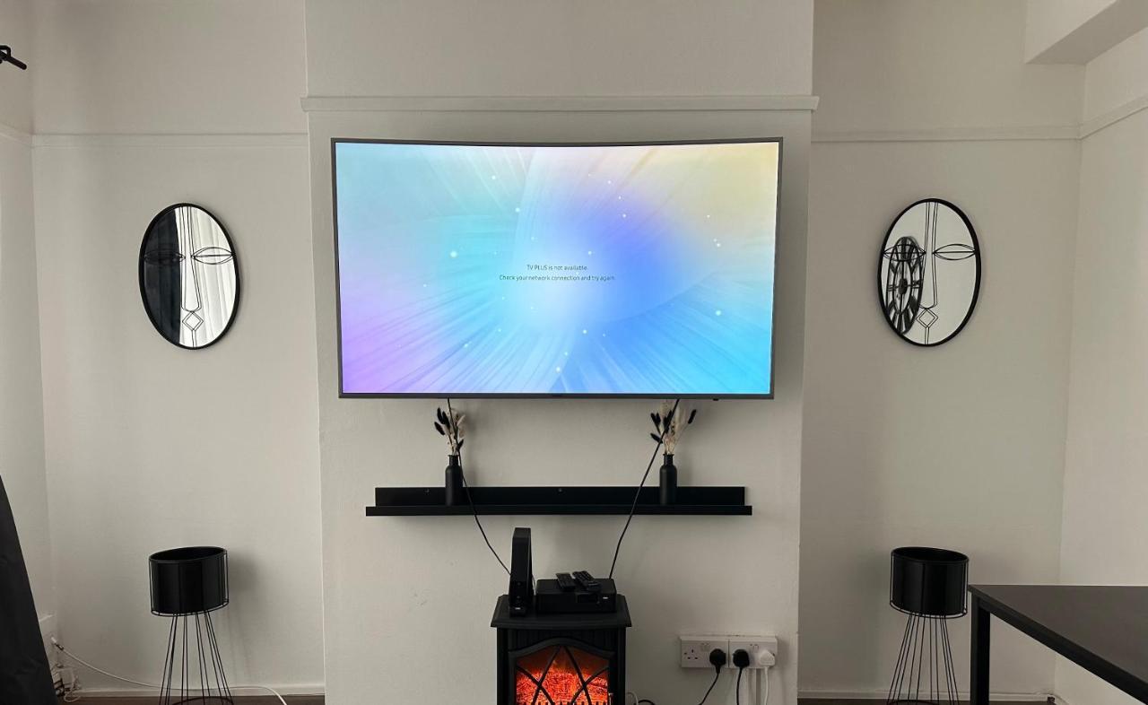 Lovely 2Bedroom 4Mins From Wimbledon Station Londres Exterior foto