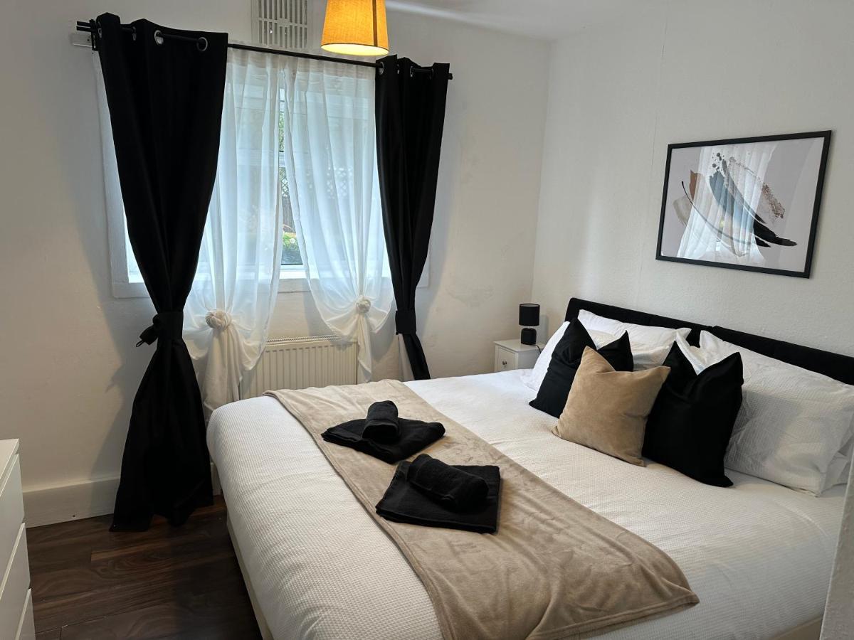 Lovely 2Bedroom 4Mins From Wimbledon Station Londres Exterior foto