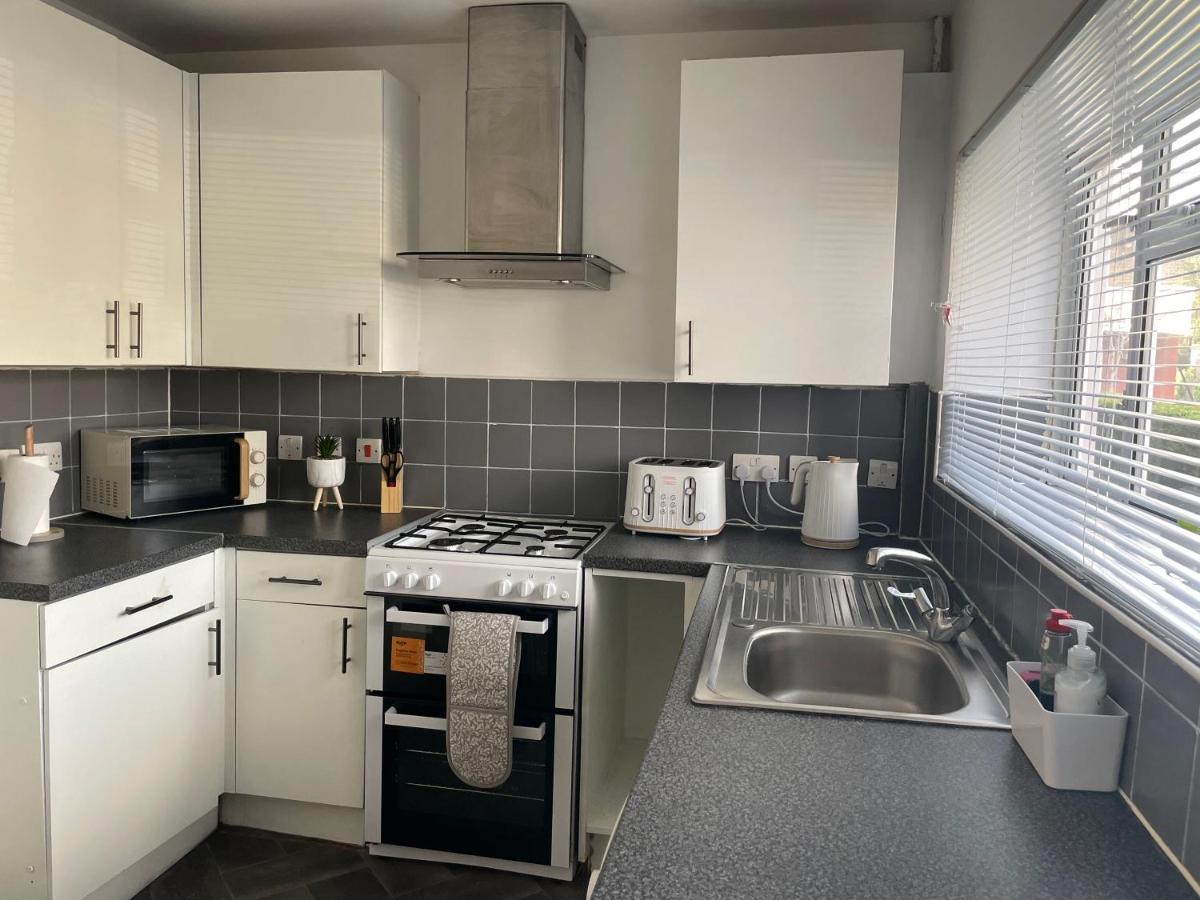 Lovely 2Bedroom 4Mins From Wimbledon Station Londres Exterior foto